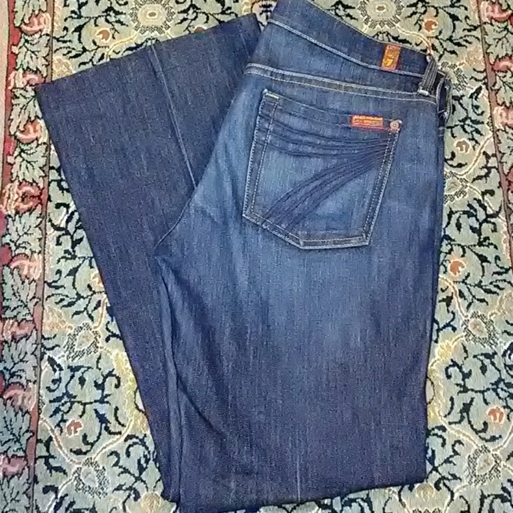 Dojo just love it? 7 For All Mankind short inseam